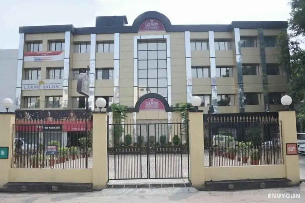 Grand Continental Hotel - Dış Mekan
