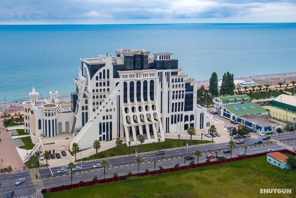The Grand Gloria Hotel - Öne Çıkan Resim