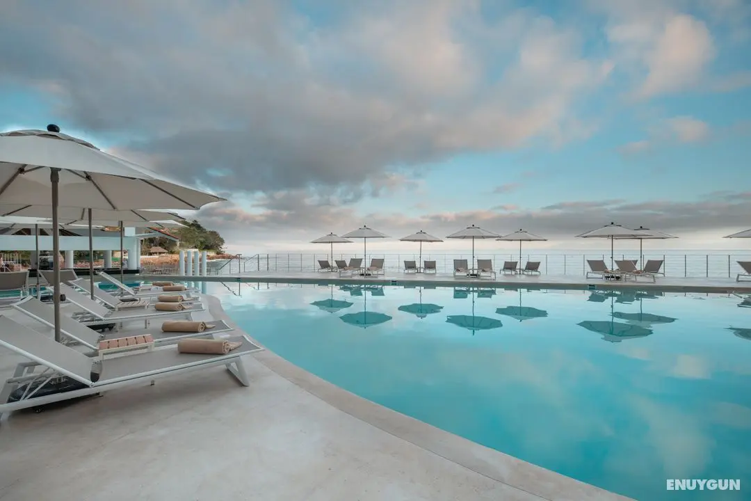 Grand Park Royal Luxury Resort Puerto Vallarta - Havuz