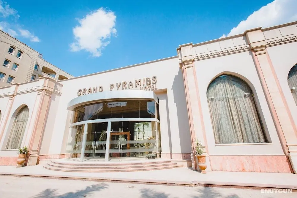 Grand Pyramids Hotel - Dış Mekan