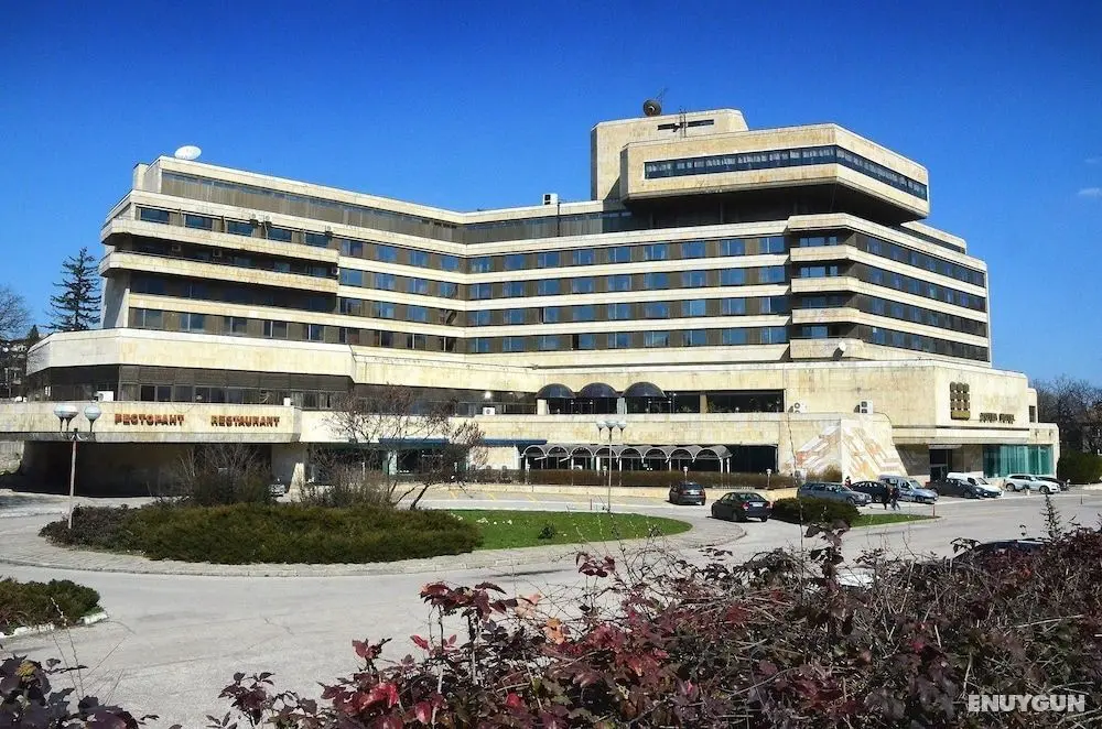 Grand Hotel Shumen - Dış Mekan