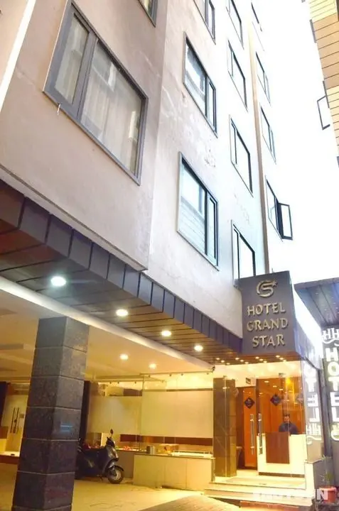 Hotel Grand Star by Royal Collection - Öne Çıkan Resim