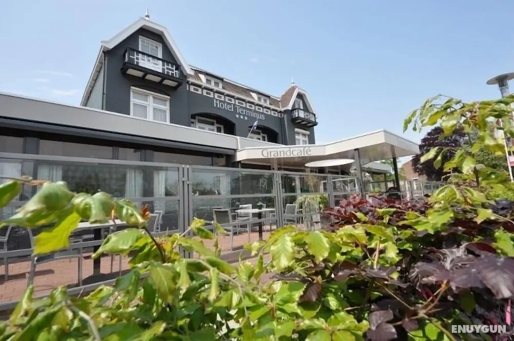 Grandcafé Hotel Terminus - Dış Mekan