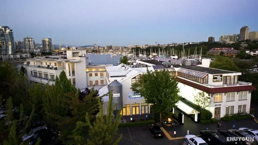 Granville Island - Genel