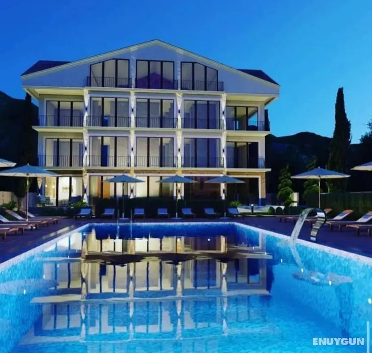 GRAPE HOTEL - Öne Çıkan Resim
