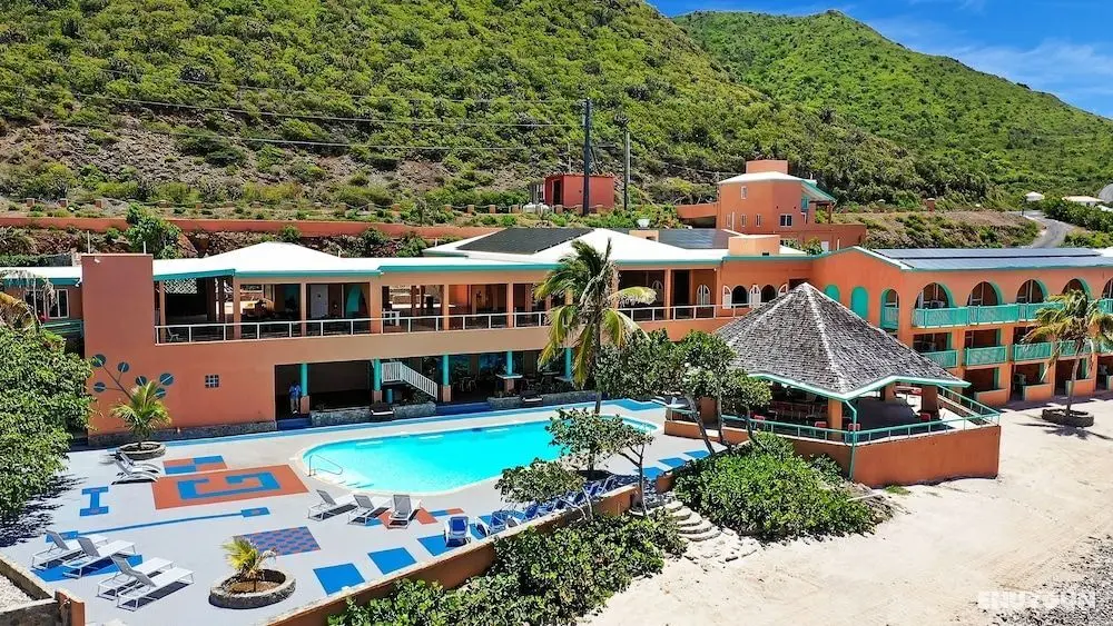 Grapetree Bay Hotel & Villas - Plaj