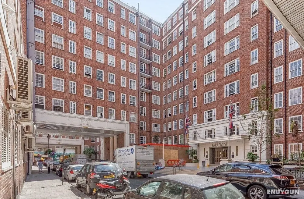 Great 2 Bed, 2 Bath Apartment Next to Hyde Park - Dış Mekan