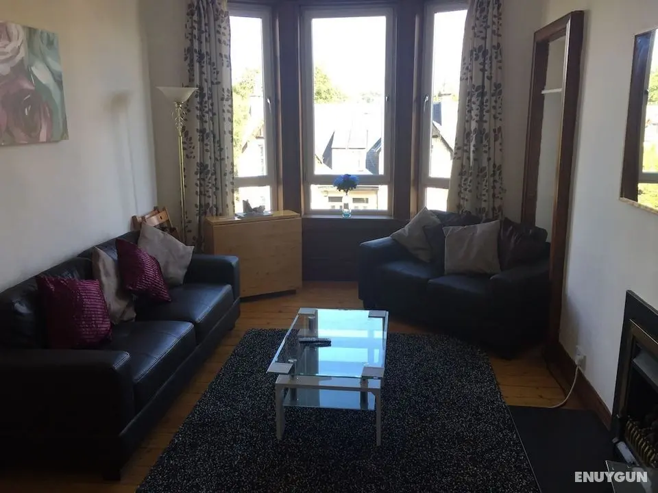 Great Location 2 Bedroom Scotstoun Flat - Öne Çıkan Resim