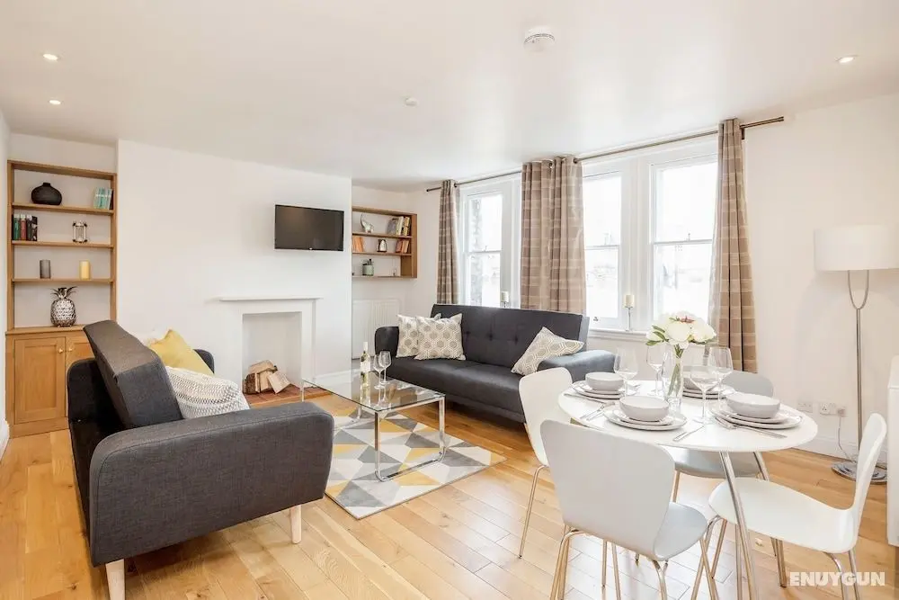 Great Mayfair Apartment - Sleeps 6 - Öne Çıkan Resim