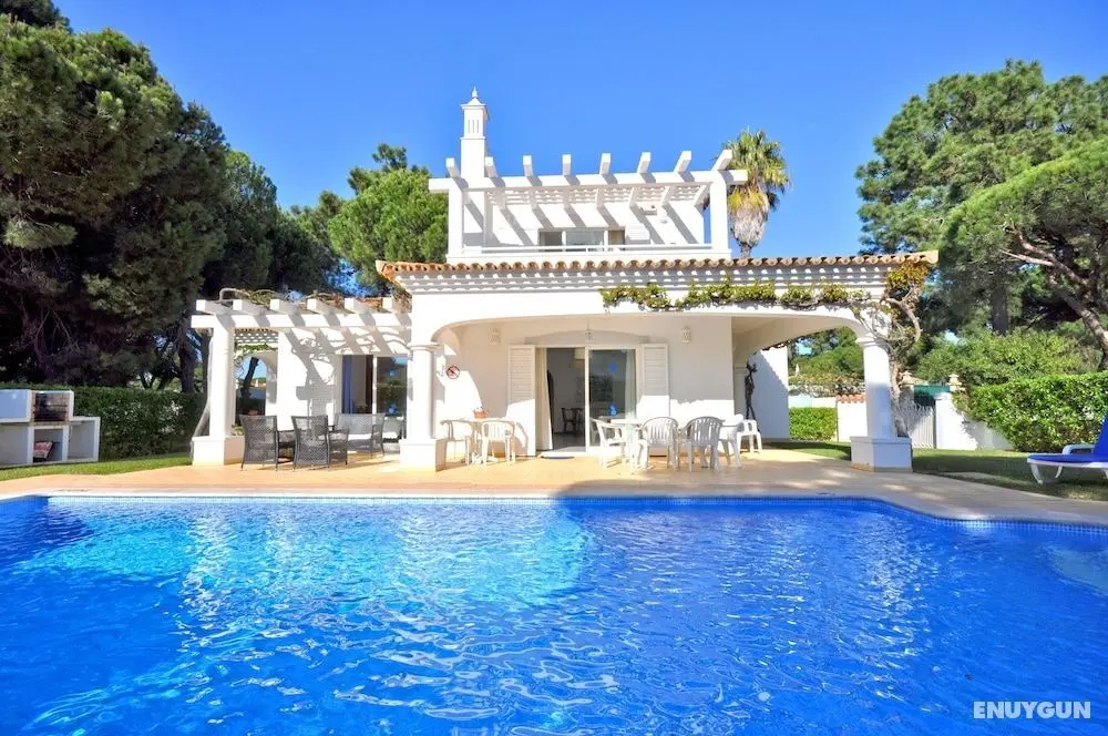 Great Pool Villa Just a Short Stroll to the Centre - Öne Çıkan Resim