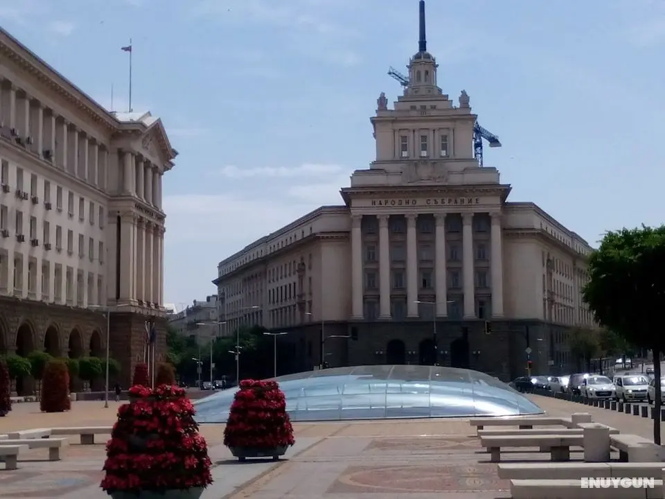 Greek Rooms in the City Center - Öne Çıkan Resim