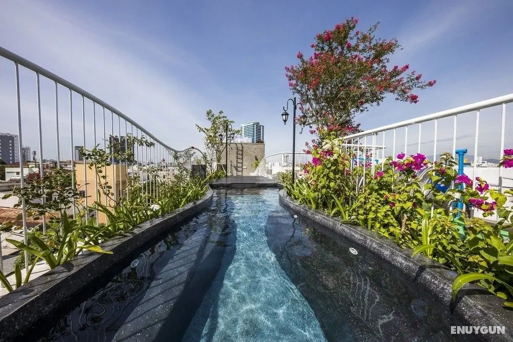 Green Peace Da Nang - Öne Çıkan Resim