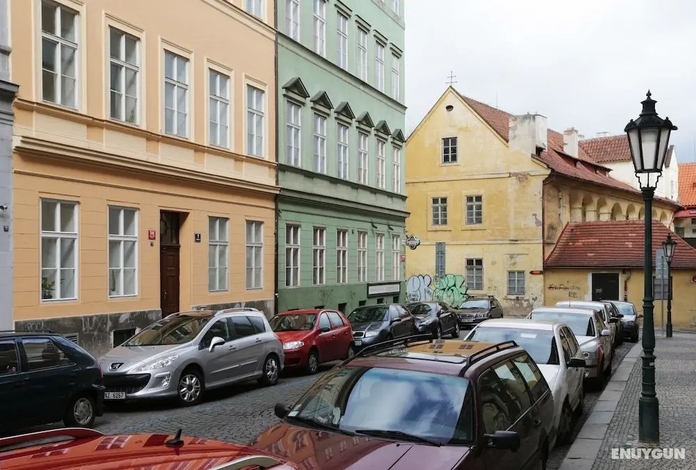 Greg Apartments Kampa Prague - Otopark