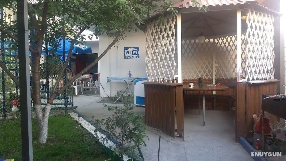 Guest House Vera - Dış Mekanlar