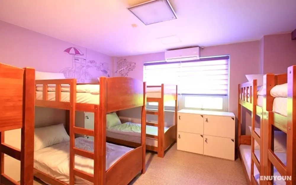 Guesthouse Korea Busan Station - Oda