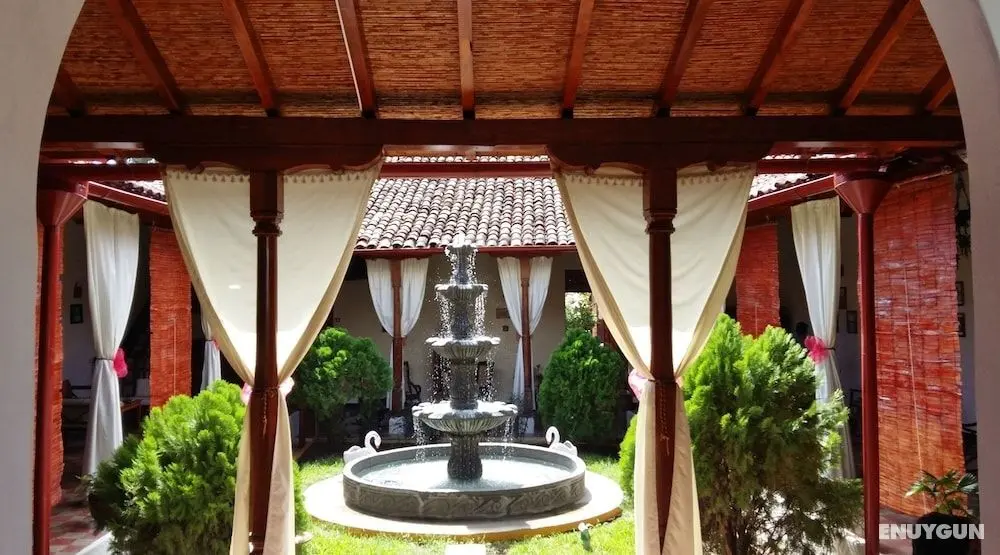 Guesthouse Los Corredores del Castillo - Öne Çıkan Resim