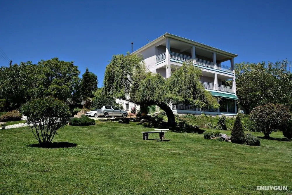 Guesthouse Vissinokipos - Dış Mekan