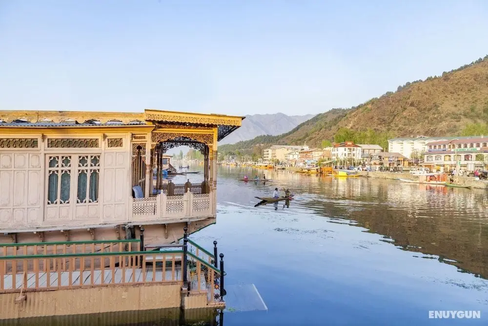 GuestHouser 1 BR Houseboat 126f - Dış Mekan