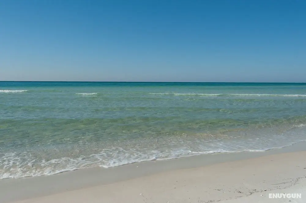 Gulf Crest Condominiums - Plaj