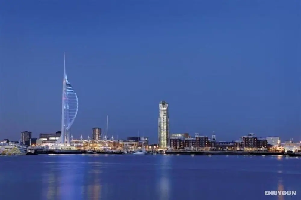 Gunwharf Quays Waterfront - Dış Mekan