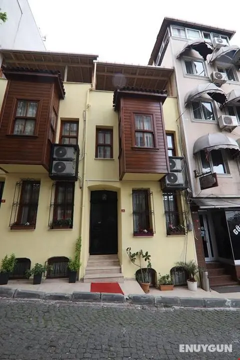 Gür Hotel - Dış Mekan