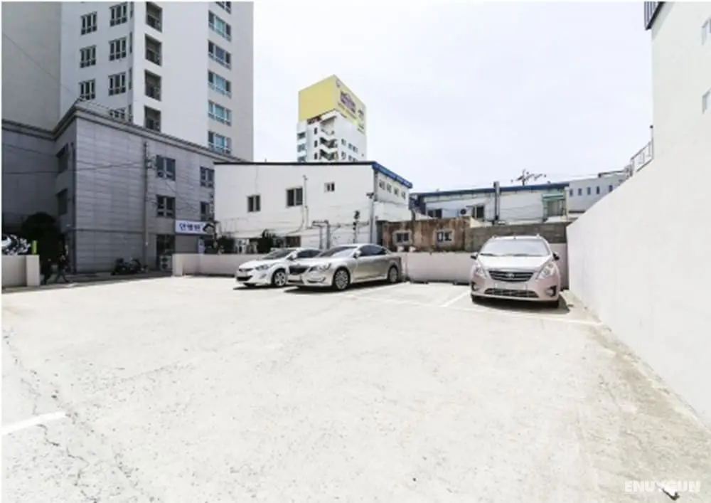 Gwangan Beach Blue Moon Motel - Otopark