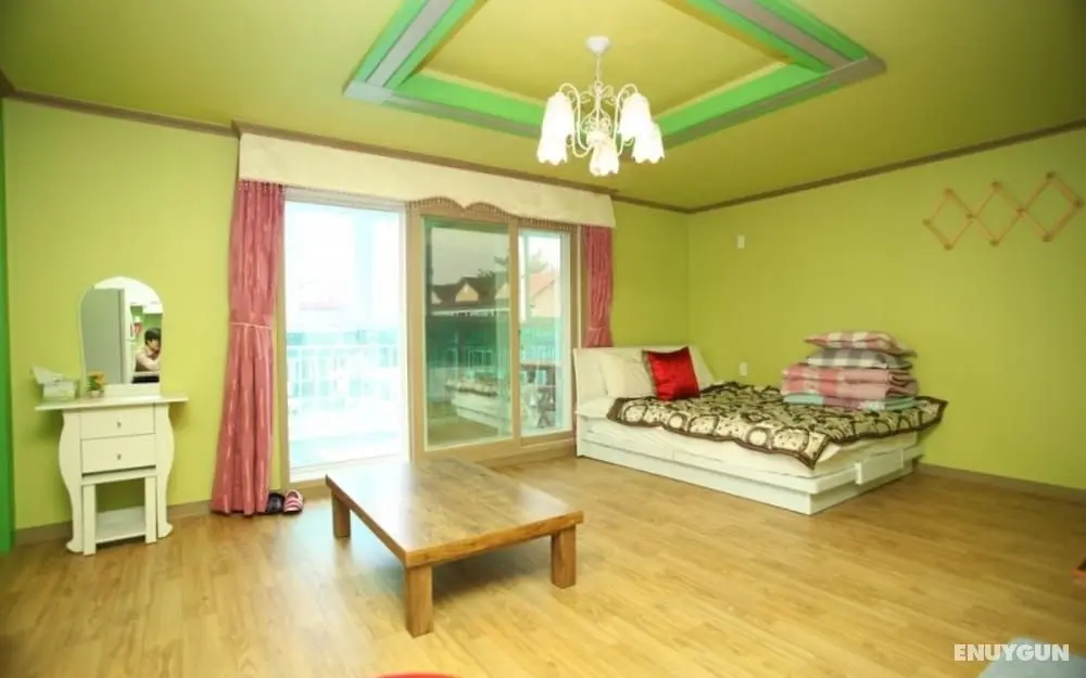 Gyeongju Central Park Pension - Oda