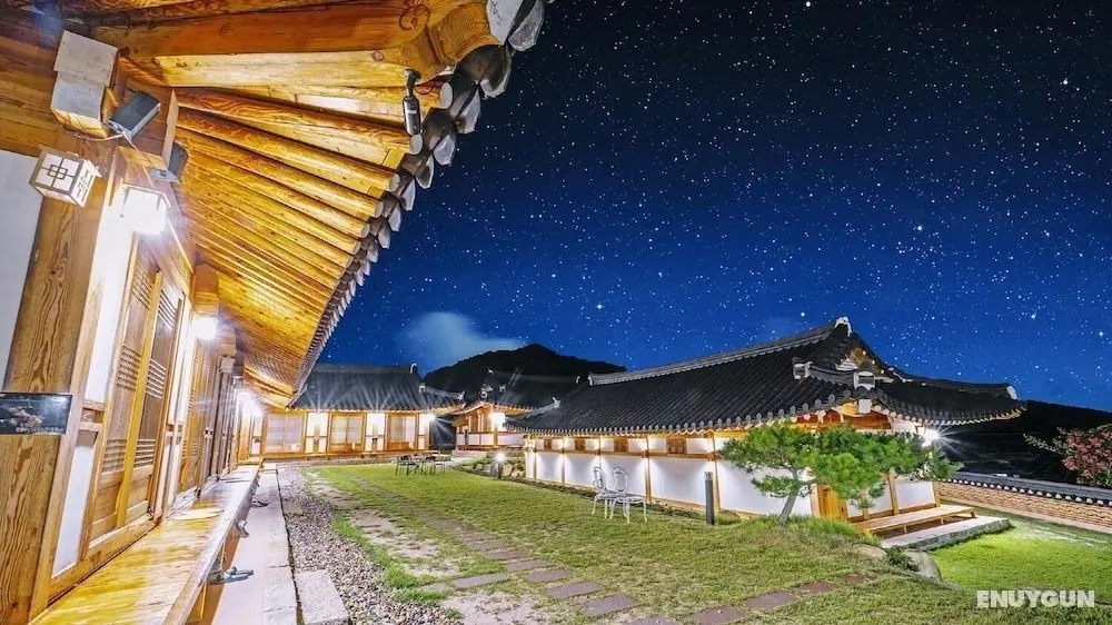 Gyeongju Hanokhotel Chunchugwan - Dış Mekan