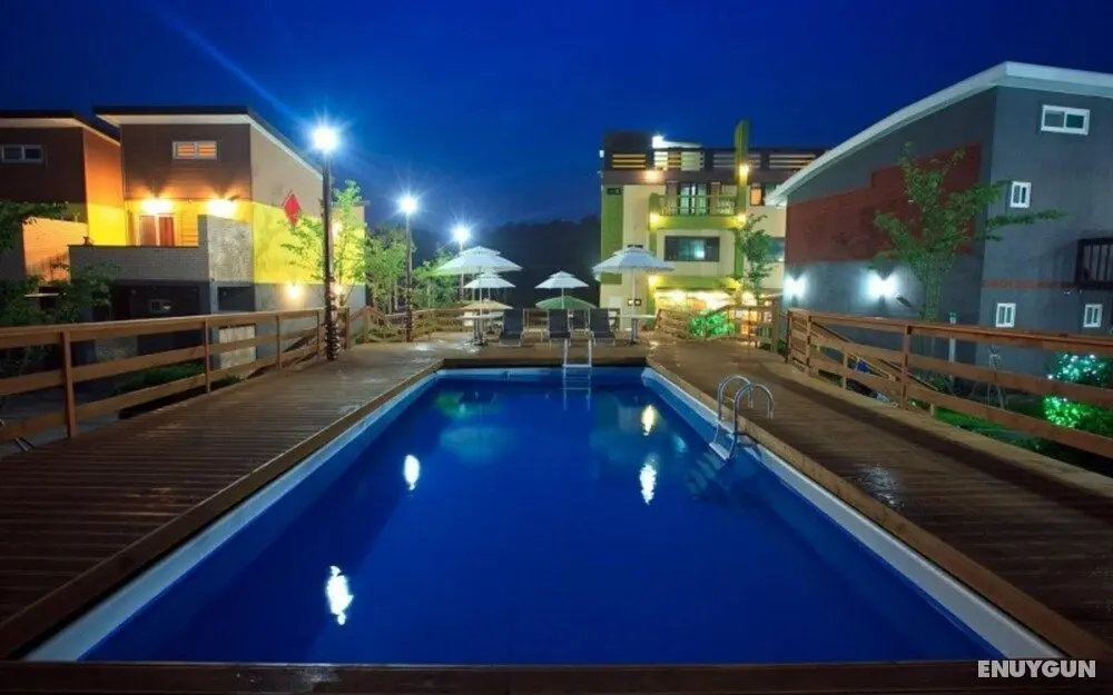 Gyeongju Heimisch Pool Villa - Misafir Tesisleri ve Hizmetleri