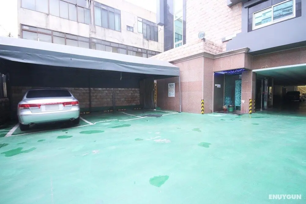 Gyeongsan Instar Hotel - Misafir Tesisleri ve Hizmetleri