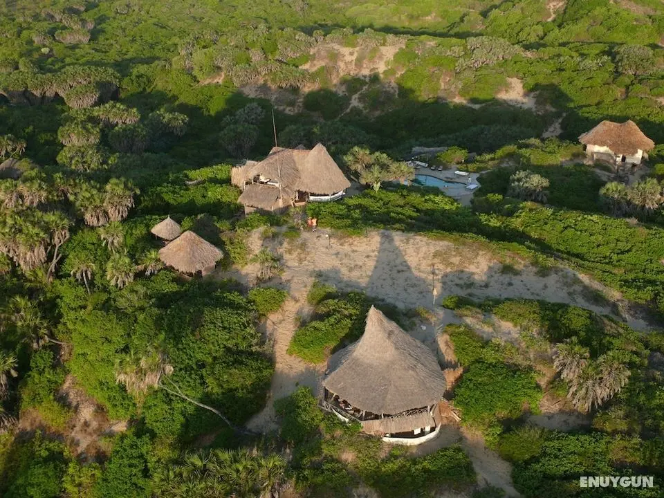 H12 Delta Dunes Lodge - Dış Mekan