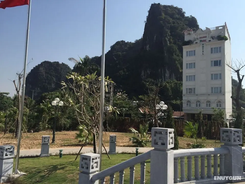 Ha Long Park Hotel - Konum Öne Çıkanlar