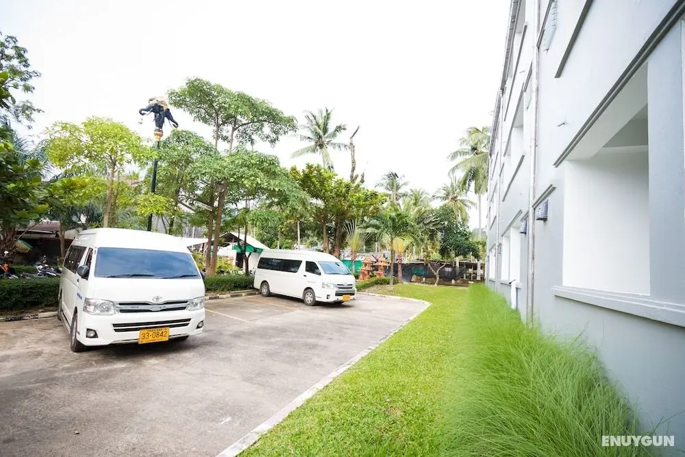 The Habitat Hostel Koh Chang - Otopark