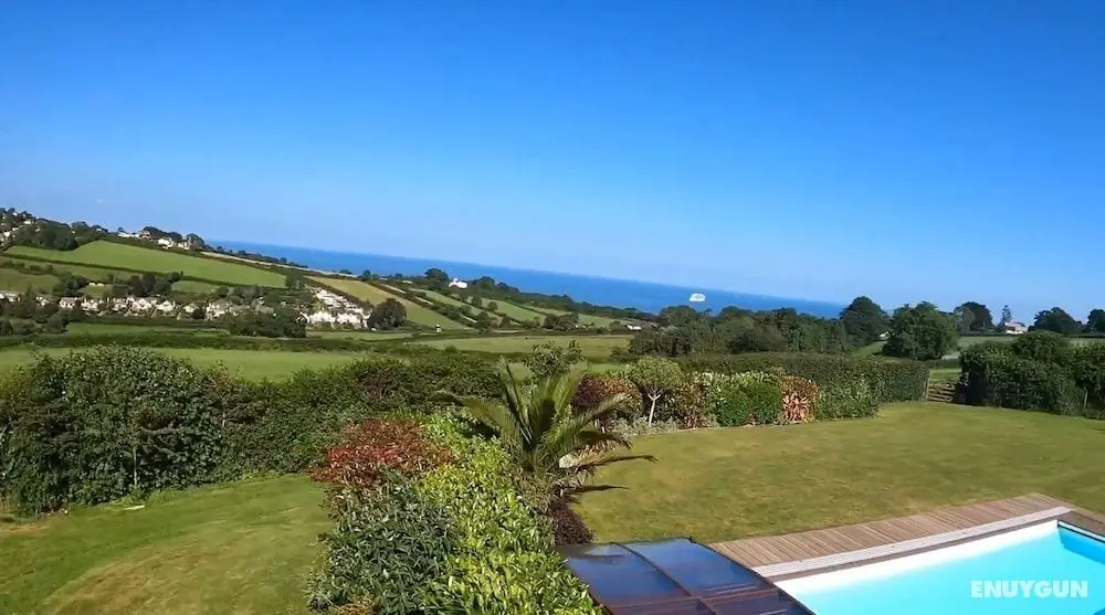 Halekulani Devon - Öne Çıkan Resim