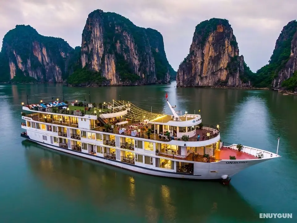 Halong Aquamarine Cruise - Öne Çıkan Resim