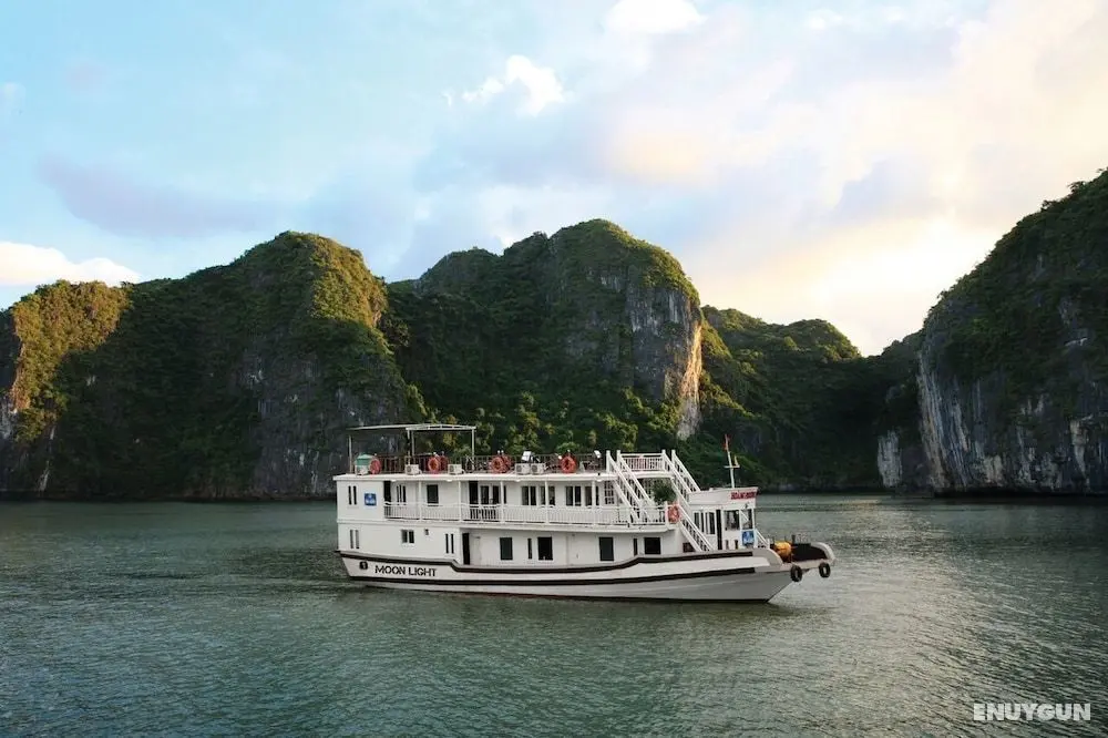 Halong Moonlight Cruises - Dış Mekan