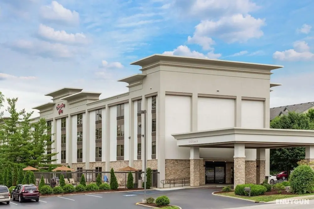 Hampton Inn Bloomington - Dış Mekan