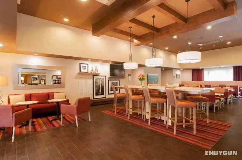 Hampton Inn Brevard - Genel