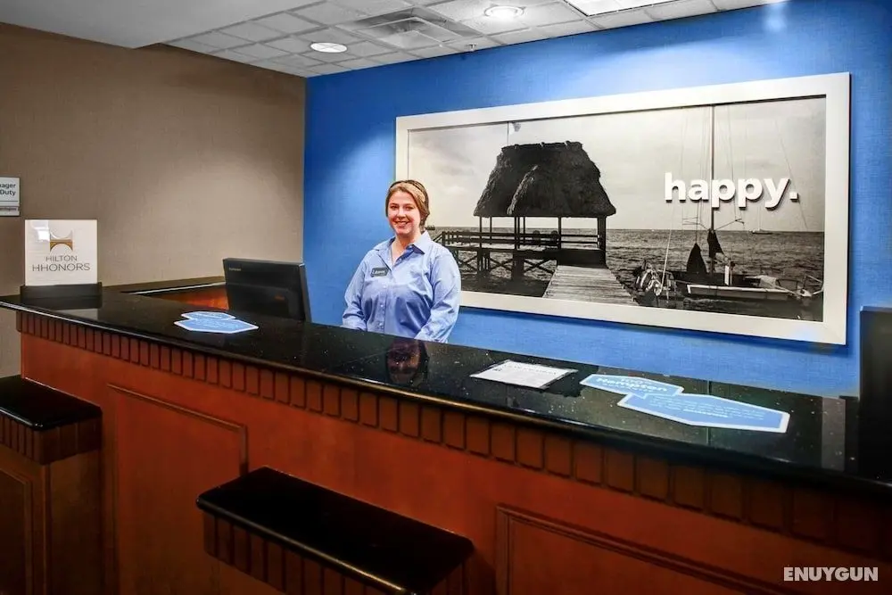 Hampton Inn Coldwater - Lobi