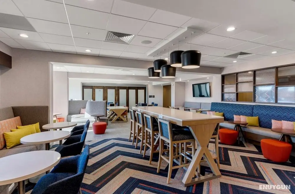 Hampton Inn Colorado Springs Northeast - Lobi