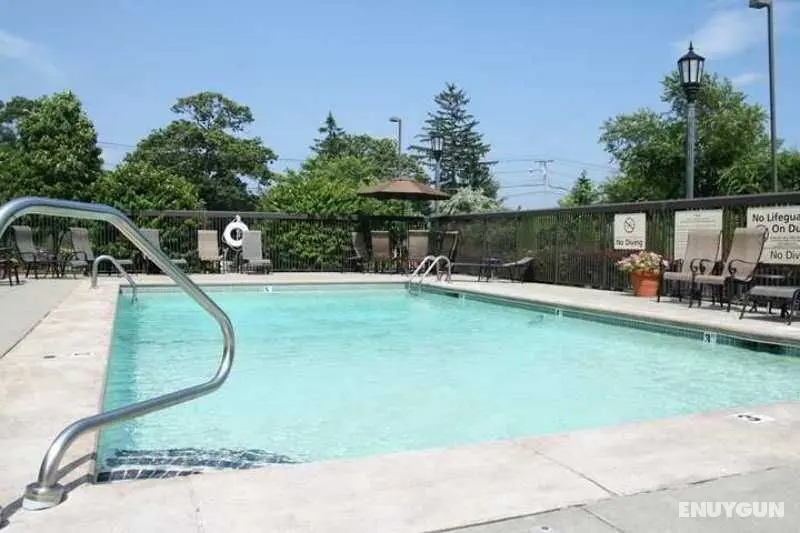 Hampton Inn Franklin/Milford - Genel