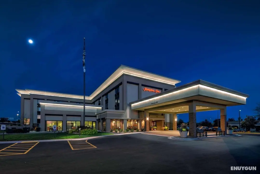 Hampton Inn Milwaukee/Brookfield - Genel