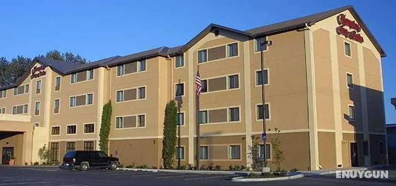Hampton Inn & Suites Burlington - Genel