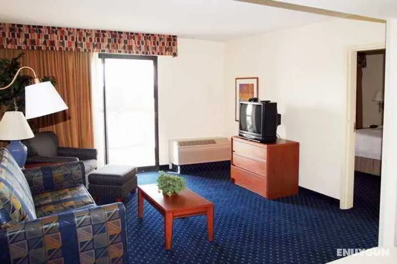 Hampton Inn & Suites Denver-Cherry Creek - Oda