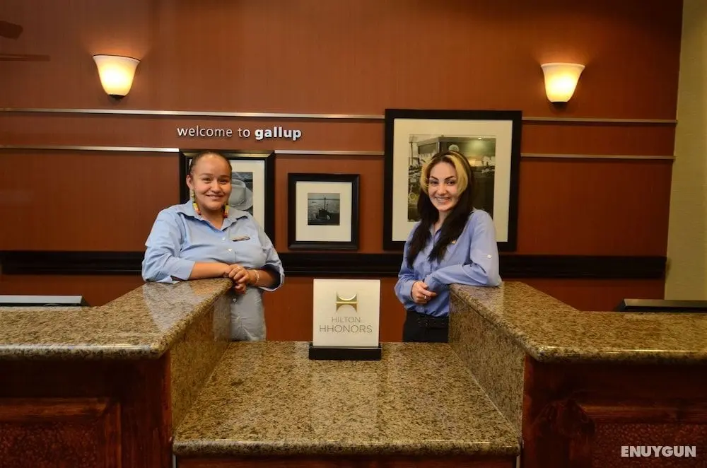 Hampton Inn & Suites Gallup - Lobi