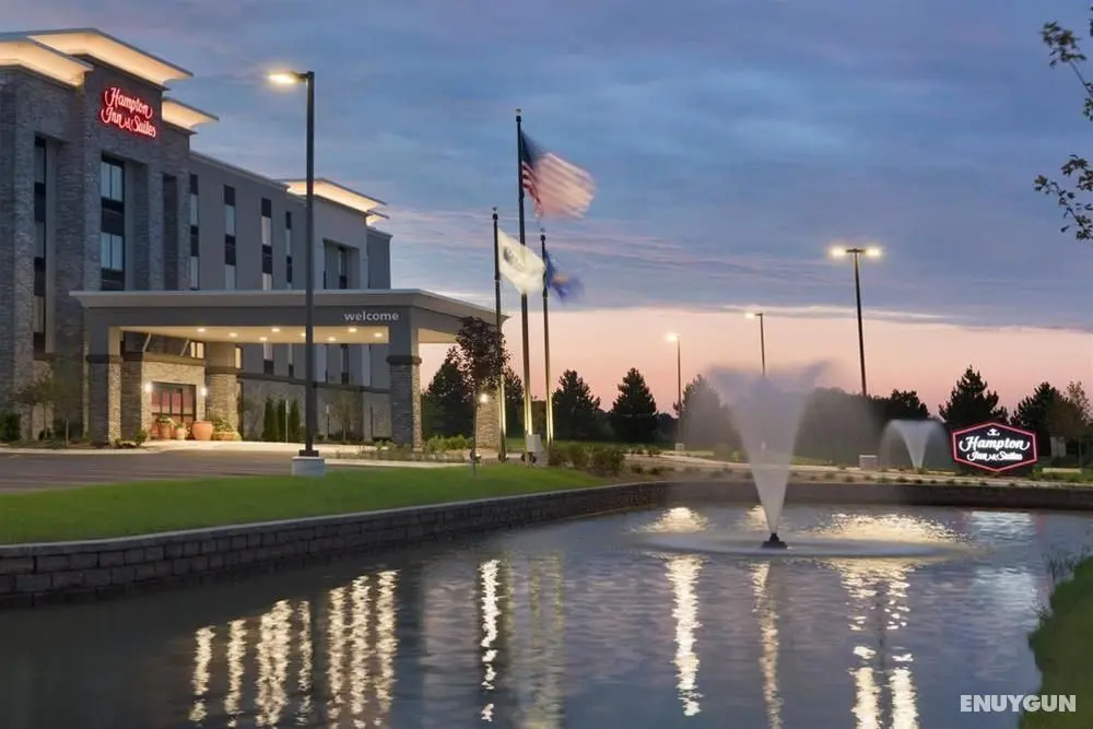 Hampton Inn & Suites Kenosha - Genel