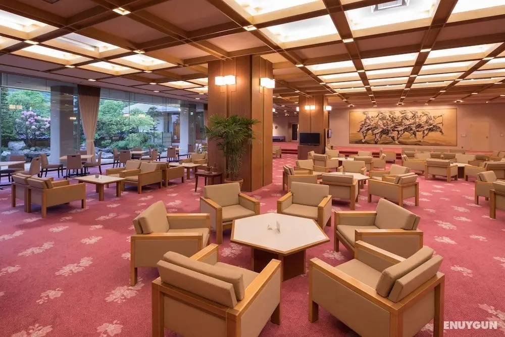 Hanamaki Onsen Hotel Senshukaku - Lobi
