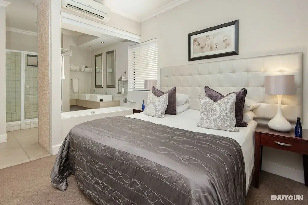 Harbour Square Hotel - Oda