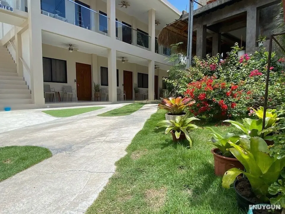 Harman Suites Moalboal - Dış Mekan