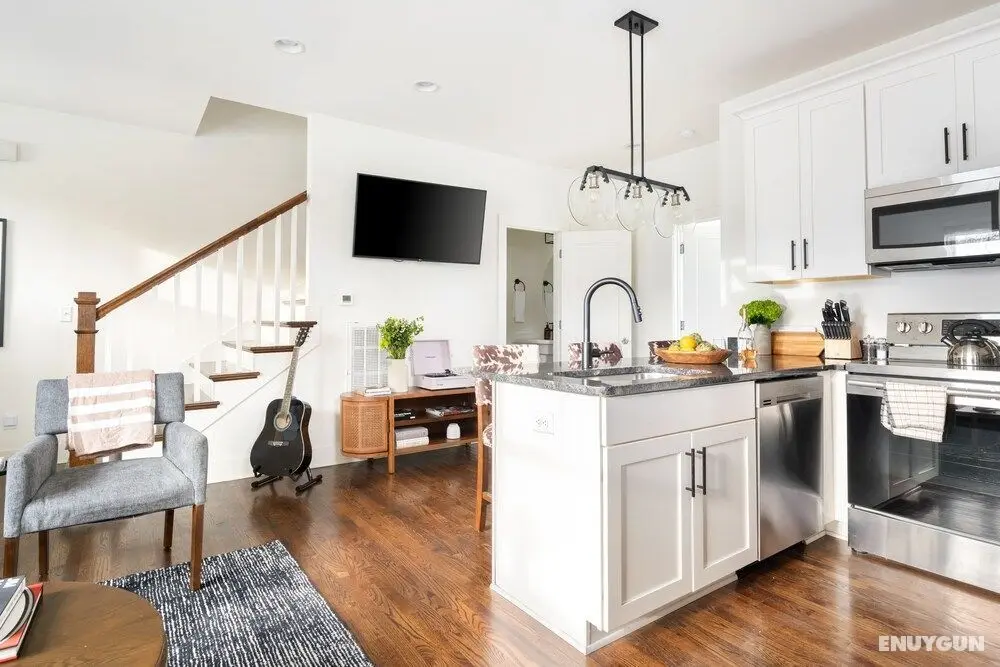 Hart Suite 3 by Avantstay Gorgeous Town House w/ Modern Amenities in Nashville! - Öne Çıkan Resim
